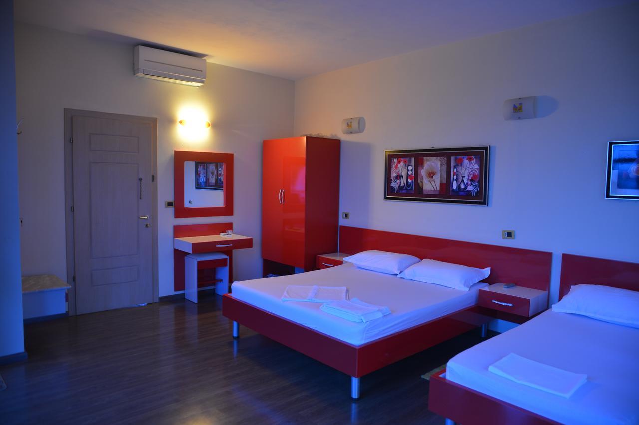 Royal Gaz Hotel Durres Exterior photo