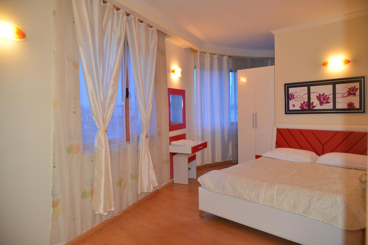 Royal Gaz Hotel Durres Exterior photo
